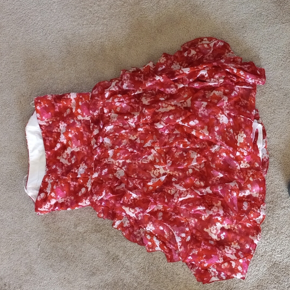 White House Black Market strapless dress - Picture 2 of 2